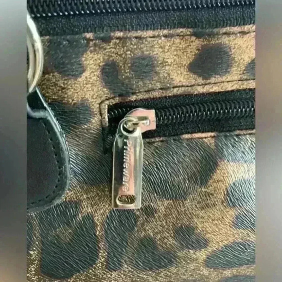 Primeware Insulated 750 ML Liquor Or Wine Chill‎ Cooler Bag with Corkscrew NWOT - Picture 8 of 10